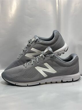 New Balance Women's US Size 9 600v2 Running Shoes Gray/White W600EG2